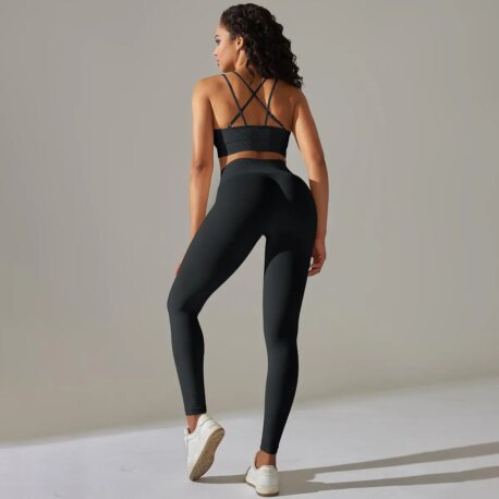 Fast-Dry Sports Bra & Leggings - Image 5